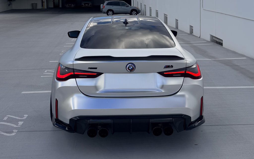 Used 2022 BMW M4 xDrive Competition w/ M Carbon Exterior Package AWD/4WD image 5