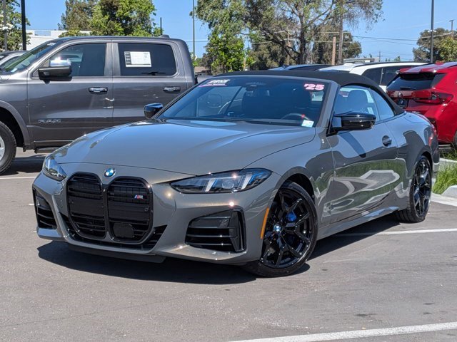 Used 2025 BMW M440i Convertible image 1