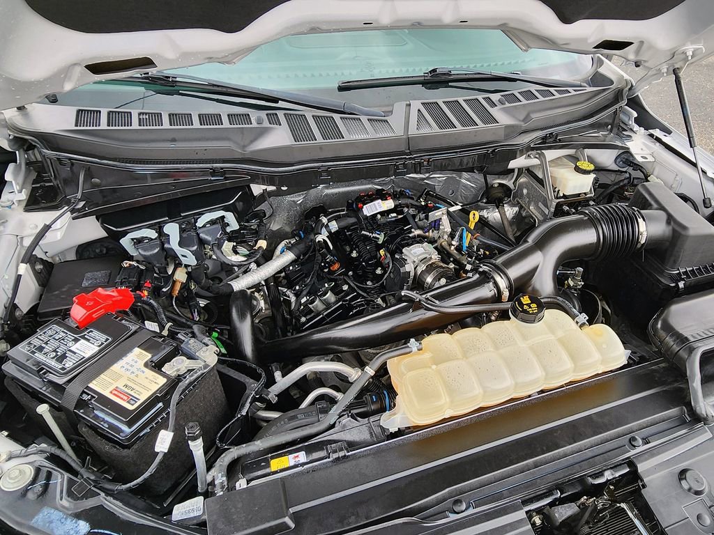 Used 2023 Ford F150 XLT w/ XTR Package AWD/4WD image 8