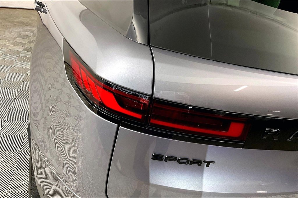 Used 2023 Land Rover Range Rover Sport SE image 28