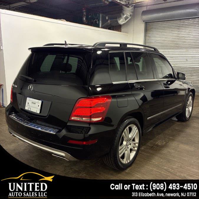 Used 2015 Mercedes-Benz GLK 350 2WD image 4