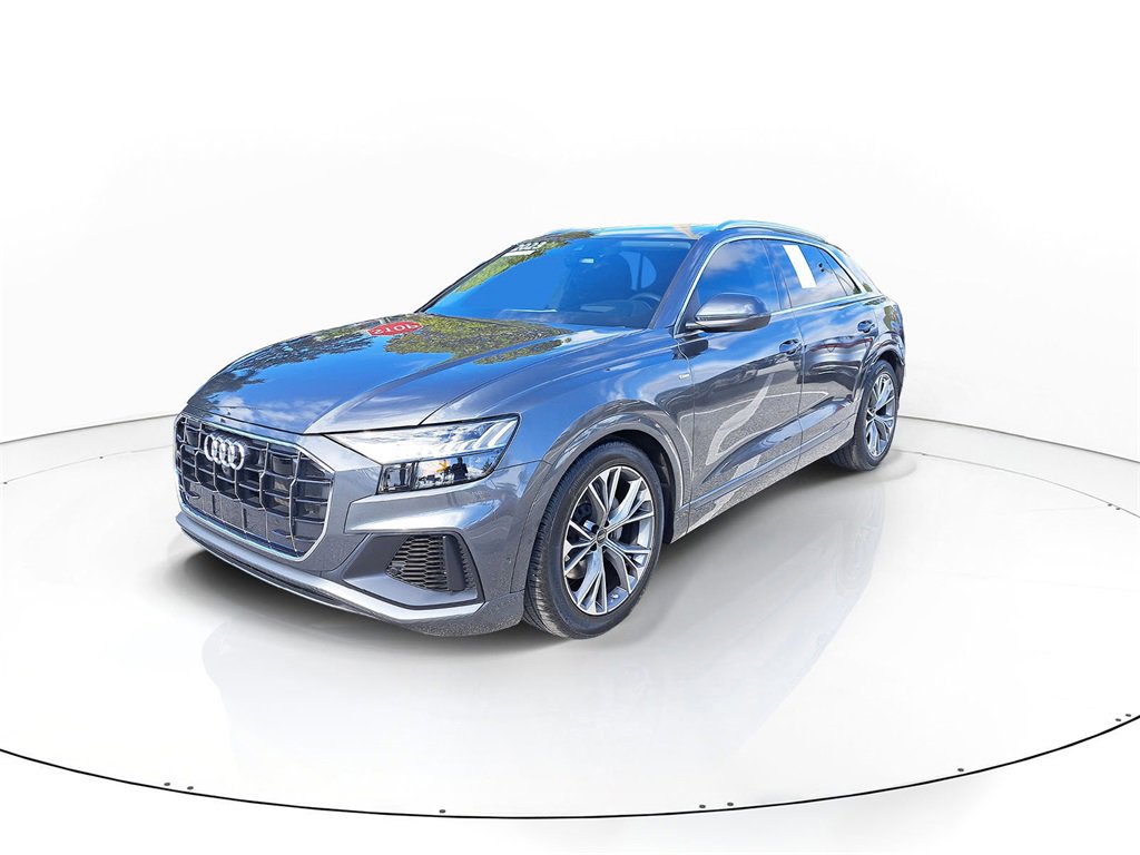 Certified 2023 Audi Q8 Prestige image 2