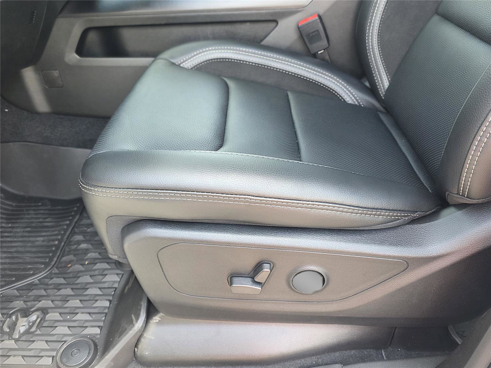 New 2026 RAM 1500 Rebel image 24