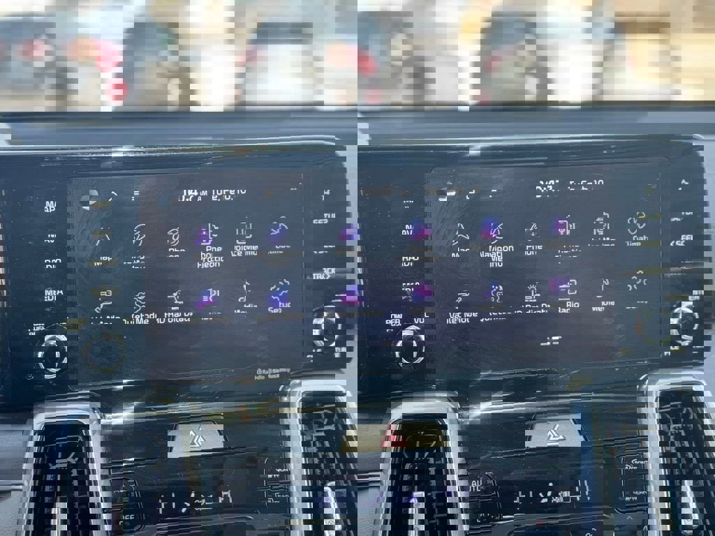 Used 2023 Kia Sorento SX image 2