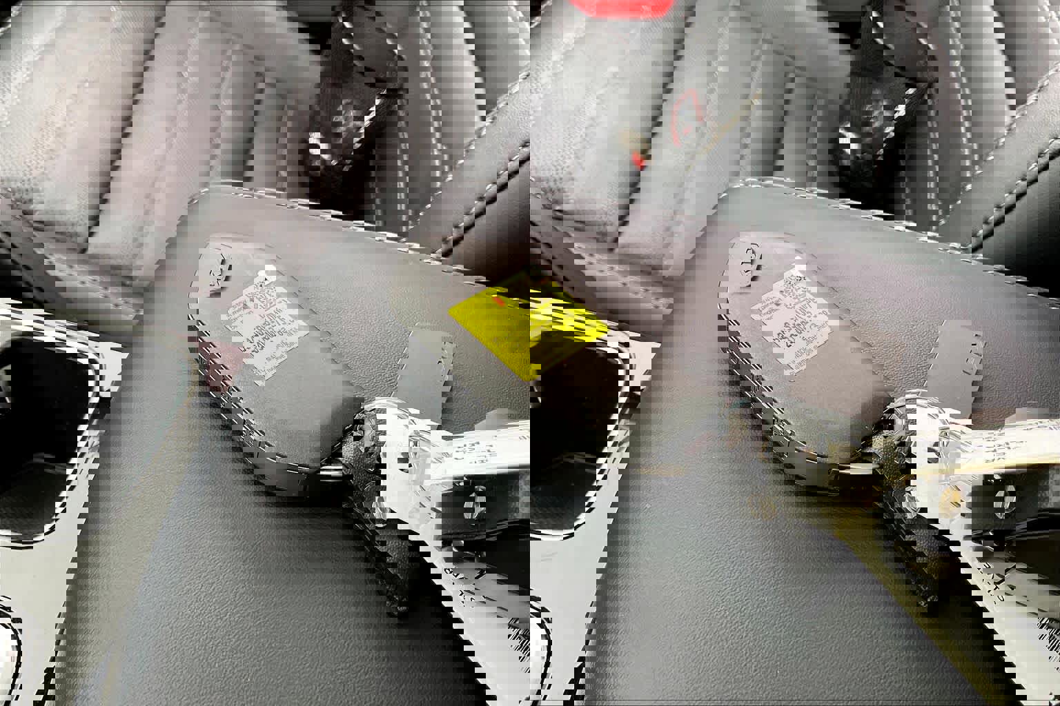 Used 2024 Kia Telluride SX Prestige w/ Towing Package image 13