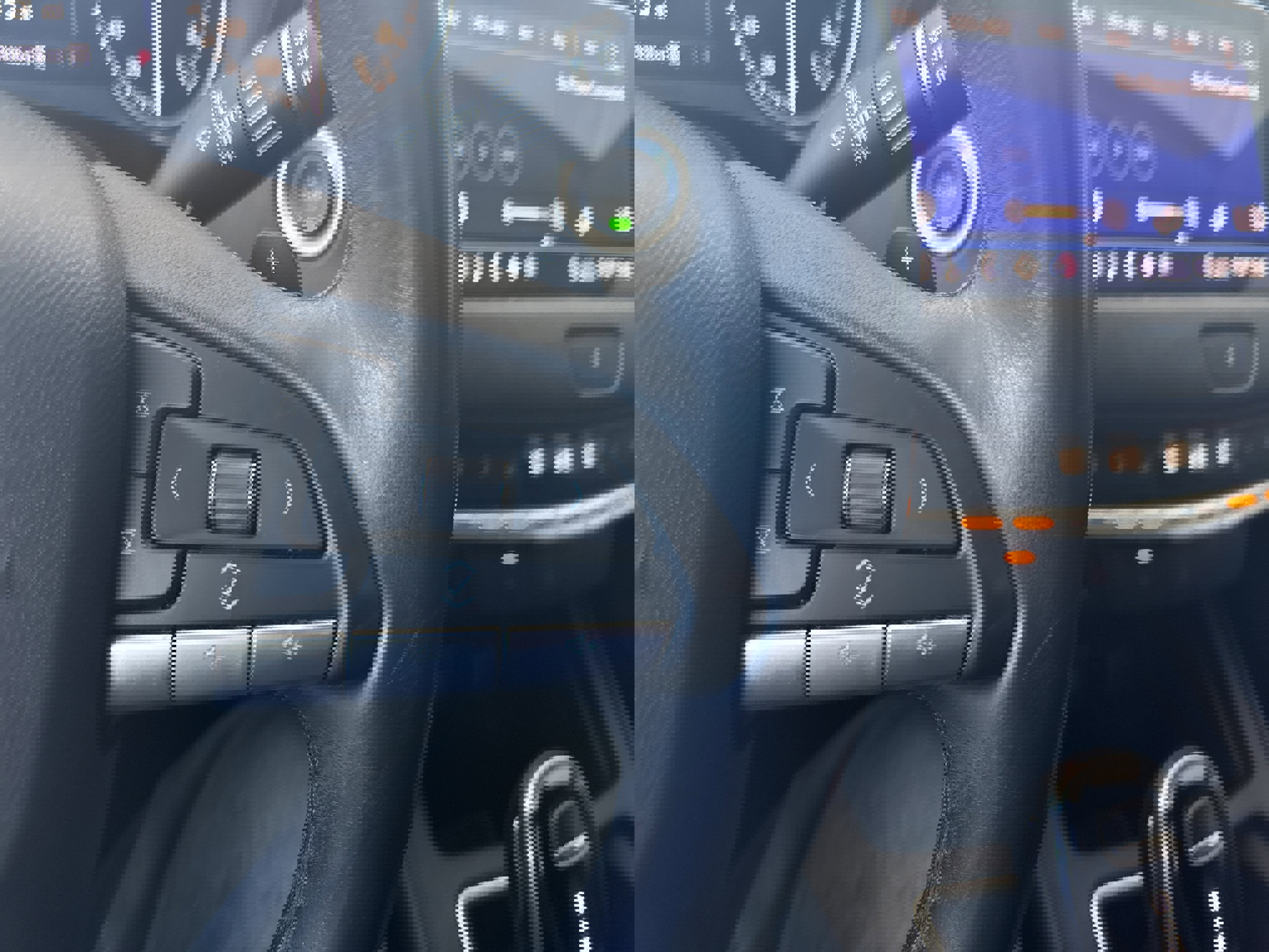 Used 2020 Cadillac XT4 Premium Luxury image 27