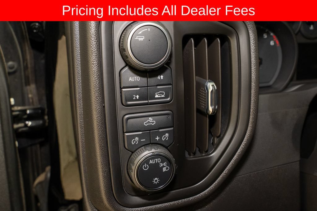 Used 2022 Chevrolet Silverado 1500 Custom AWD/4WD image 11