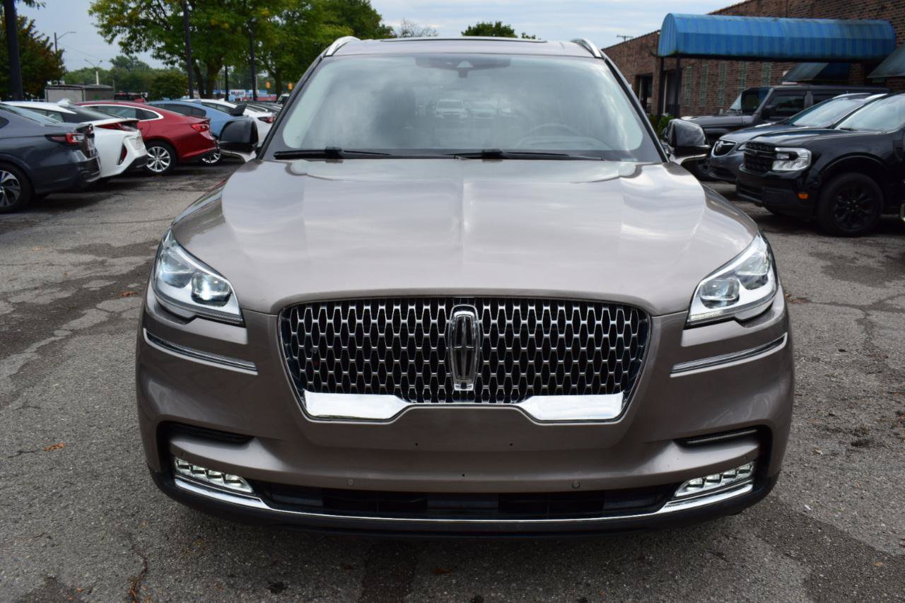 Used 2020 Lincoln Aviator Reserve w/ Equipment Group 202A AWD/4WD image 3