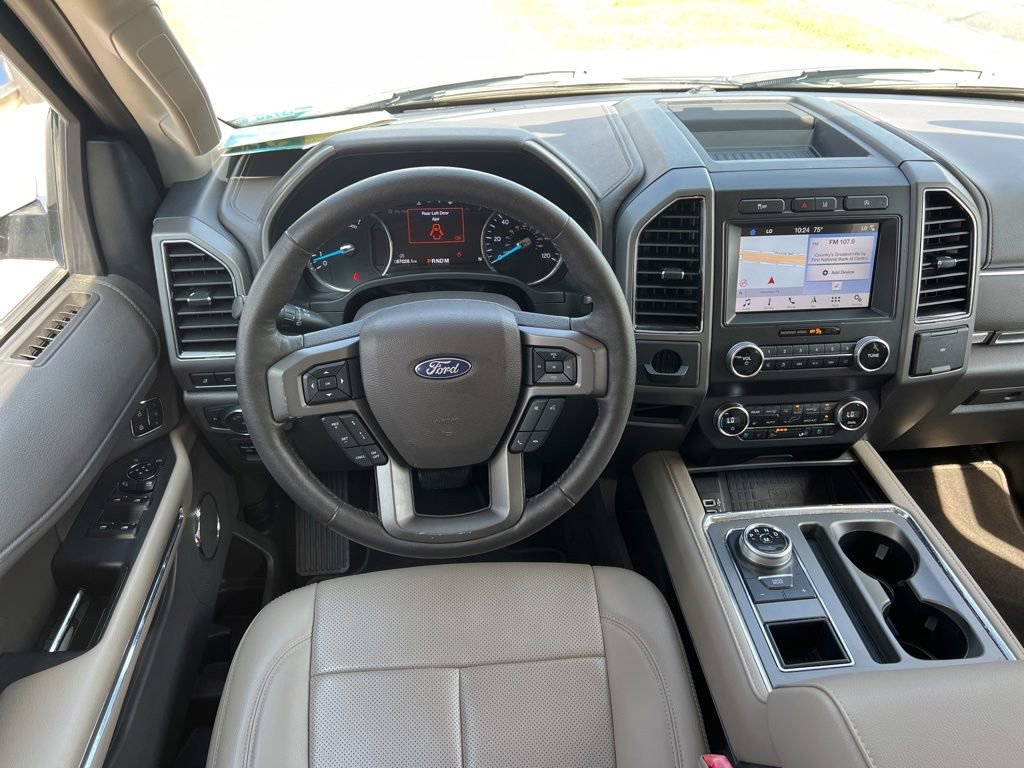 Used 2019 Ford Expedition XLT w/ Equipment Group 202A RWD image 22