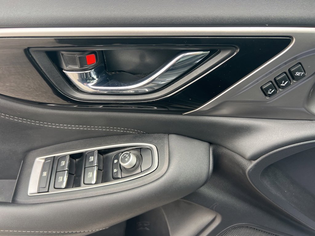 Used 2020 Subaru Legacy Limited image 26