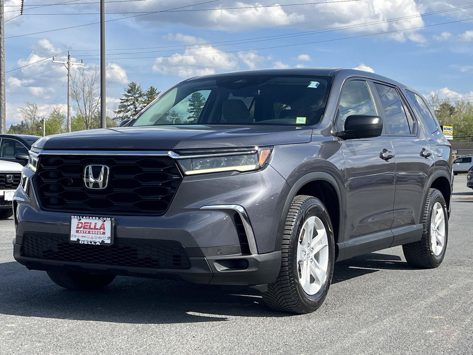 Certified 2023 Honda Pilot LX image 11