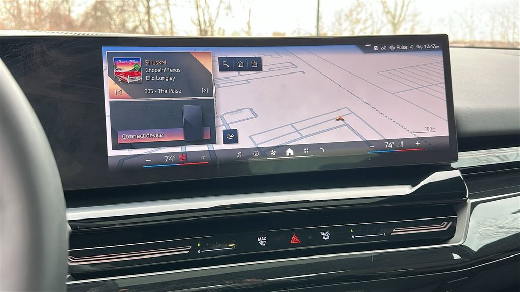 Used 2024 BMW 530i xDrive w/ Premium Package image 16