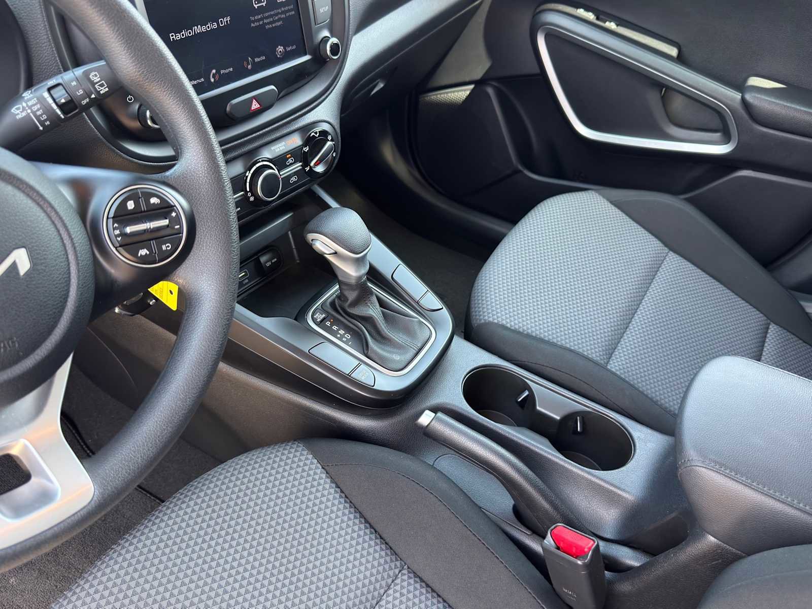 Certified 2023 Kia Soul LX w/ LX Technology Package image 12