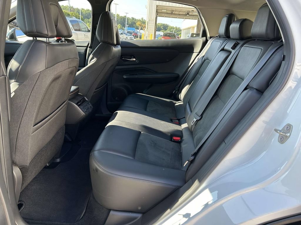 Used 2023 Nissan Ariya FWD image 10