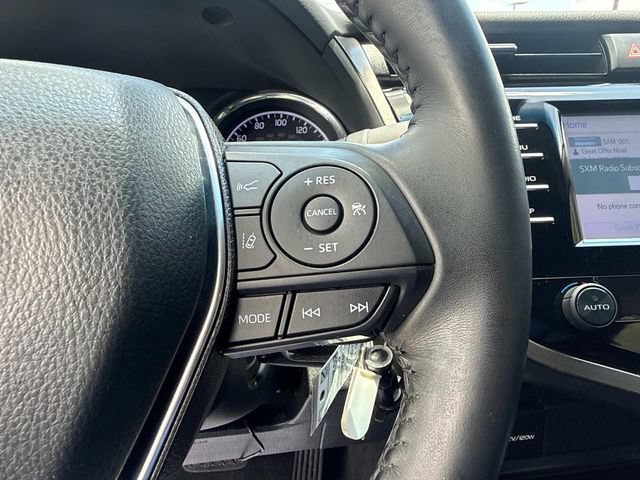 Used 2020 Toyota Camry SE FWD image 29