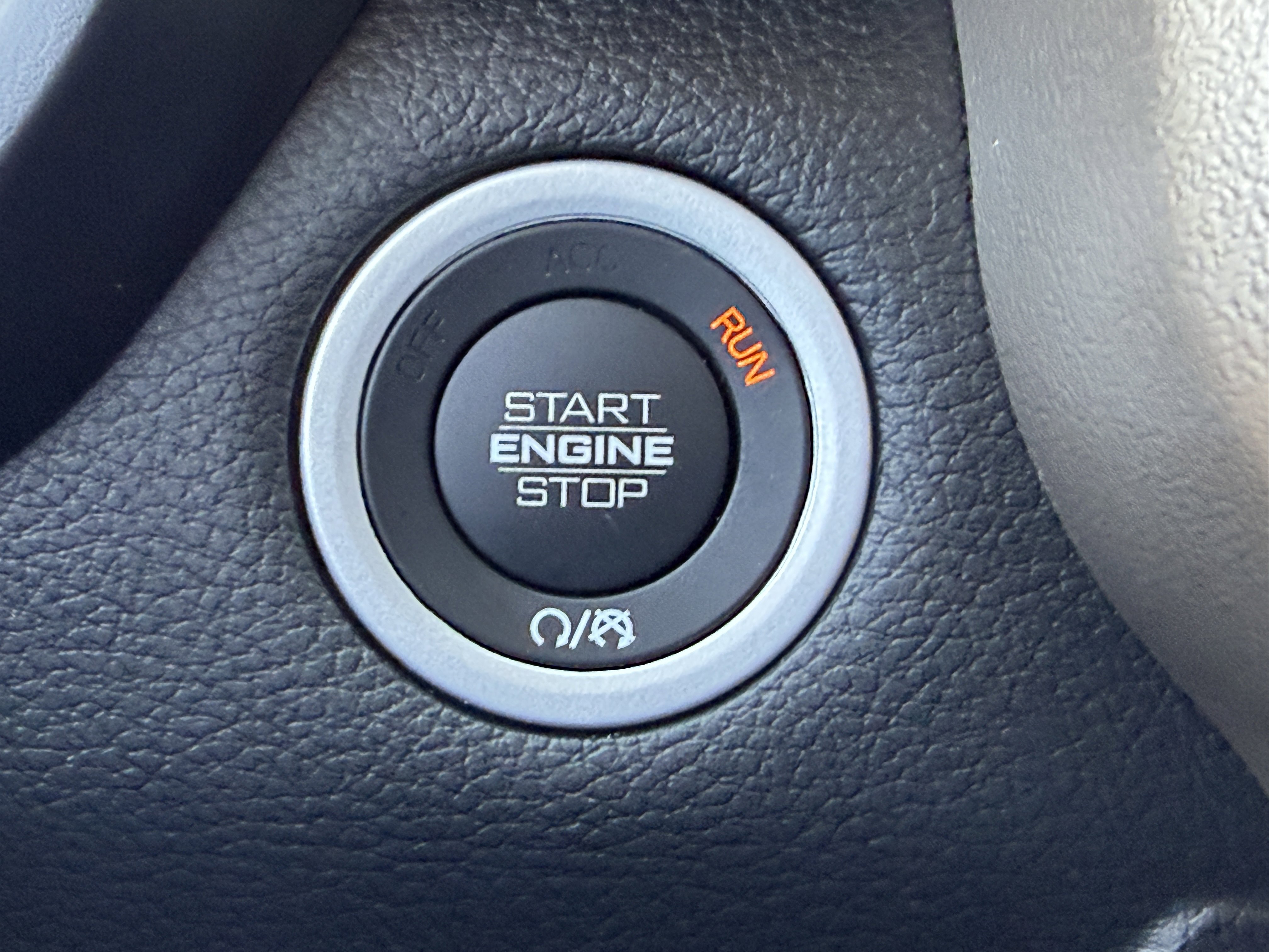 Used 2020 RAM 1500 Laramie image 25