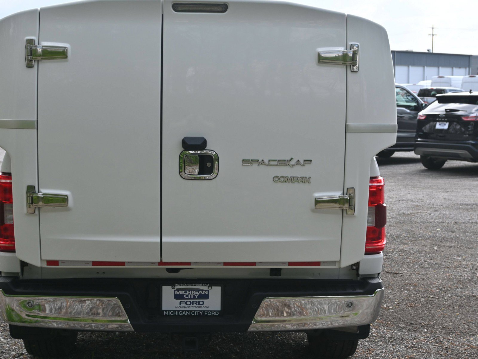 Used 2023 Ford F150 XLT w/ Trailer Tow Package AWD/4WD image 9