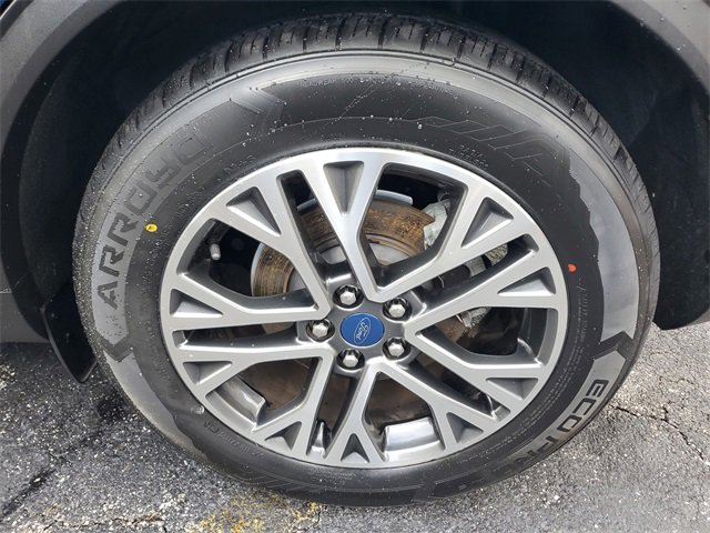 Used 2020 Ford Escape SEL image 6