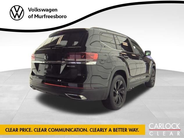 Used 2023 Volkswagen Atlas SE w/ Black Wheel Package image 4