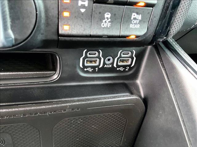 Used 2024 RAM 1500 Limited AWD/4WD image 26