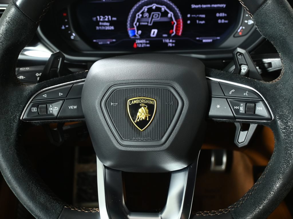 Used 2021 Lamborghini Urus AWD/4WD image 17