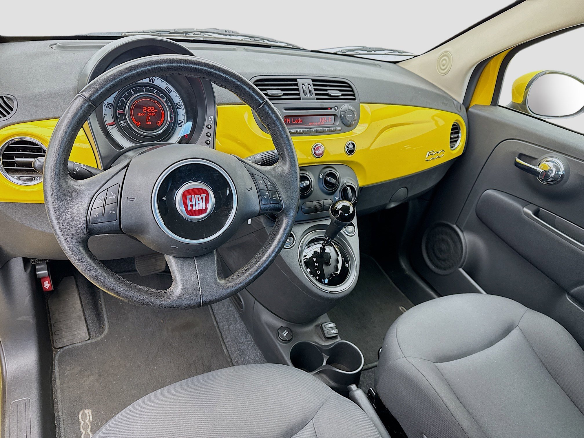 Used 2015 FIAT 500 Pop image 12