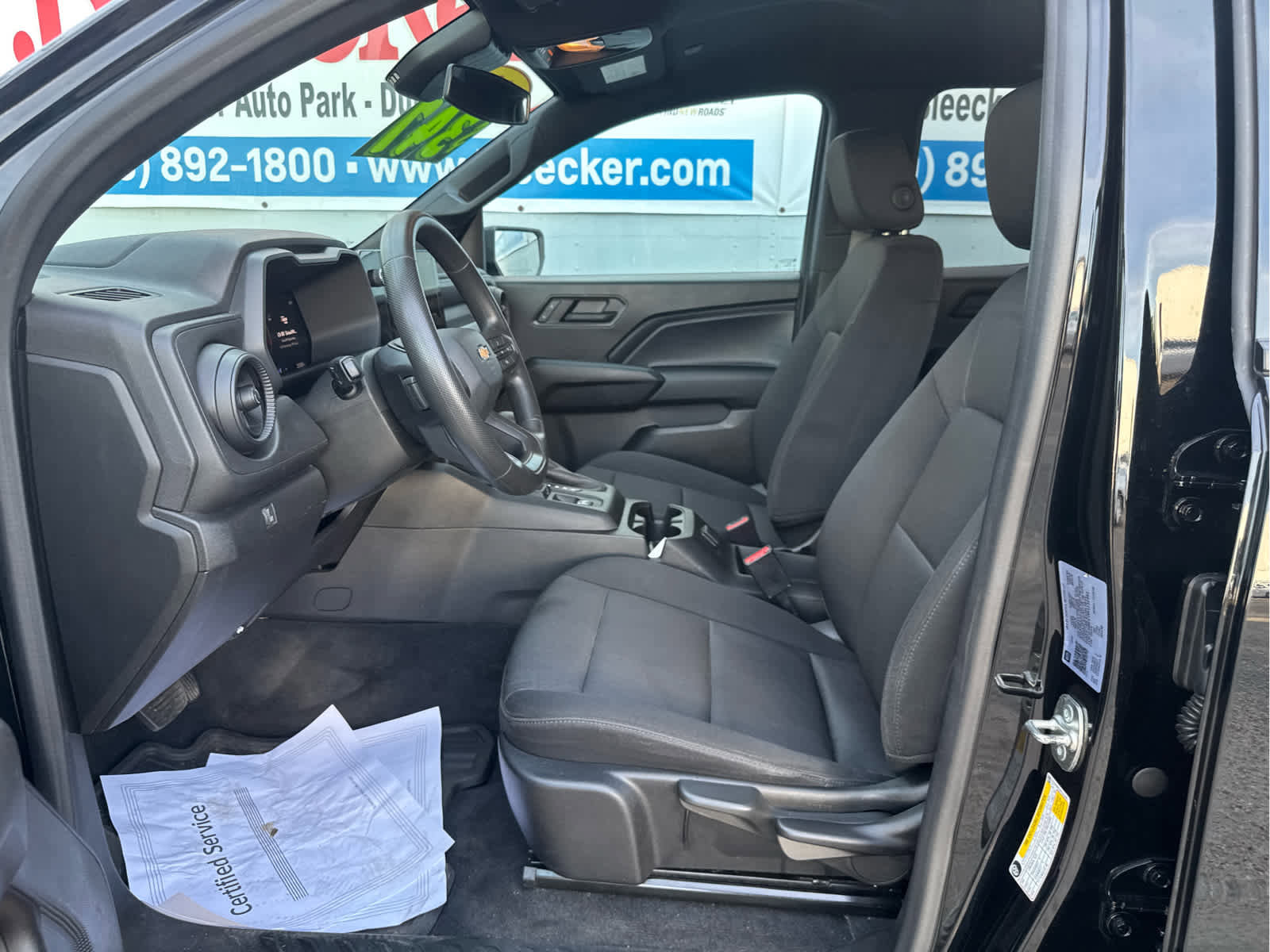 Used 2024 Chevrolet Colorado W/T image 21