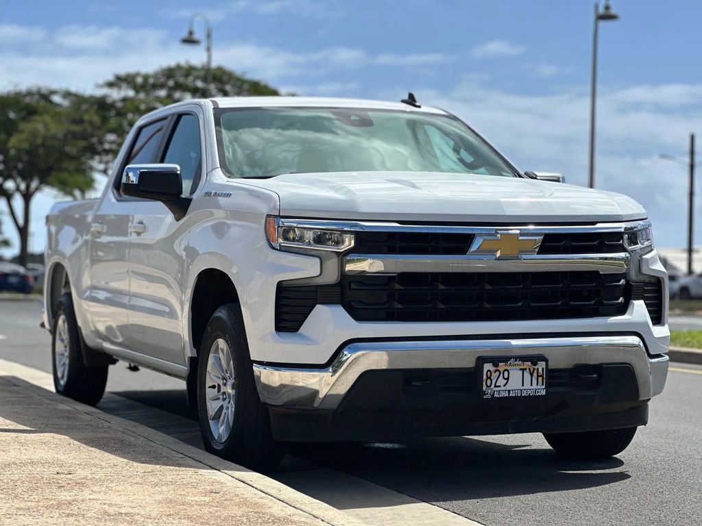 Used 2025 Chevrolet Silverado 1500 LT image 6