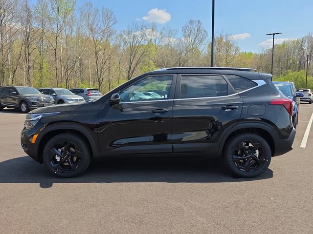 New 2026 Kia Seltos EX FWD image 2