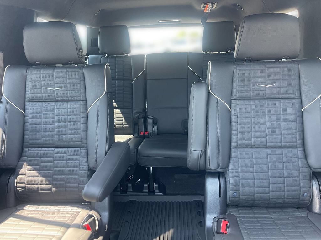 New 2026 Cadillac Escalade ESV Platinum Sport w/ LPO, ONYX Package AWD/4WD image 27