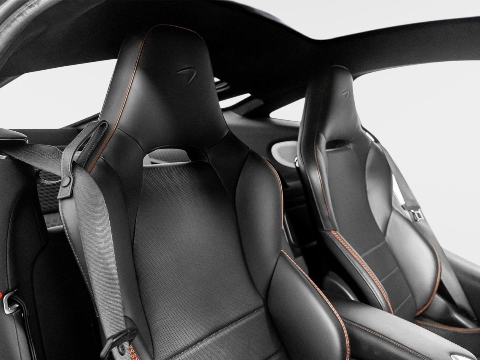 Used 2023 McLaren GT RWD image 29