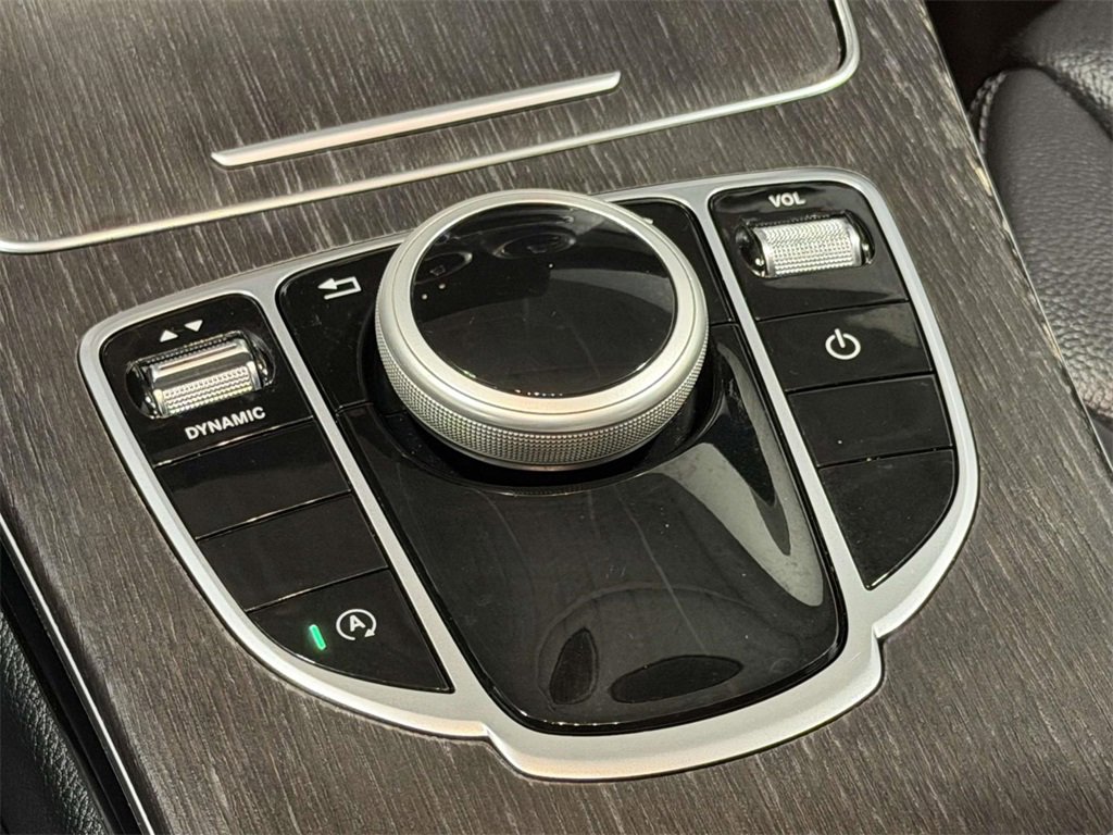 Used 2020 Mercedes-Benz C 300 4MATIC Sedan image 19