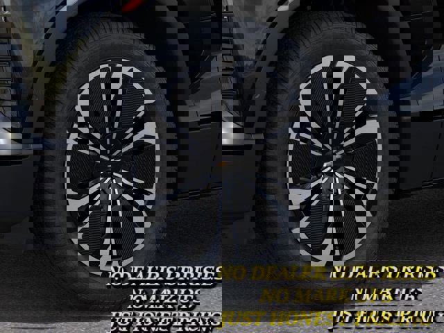 New 2026 Chevrolet Blazer EV LT image 9