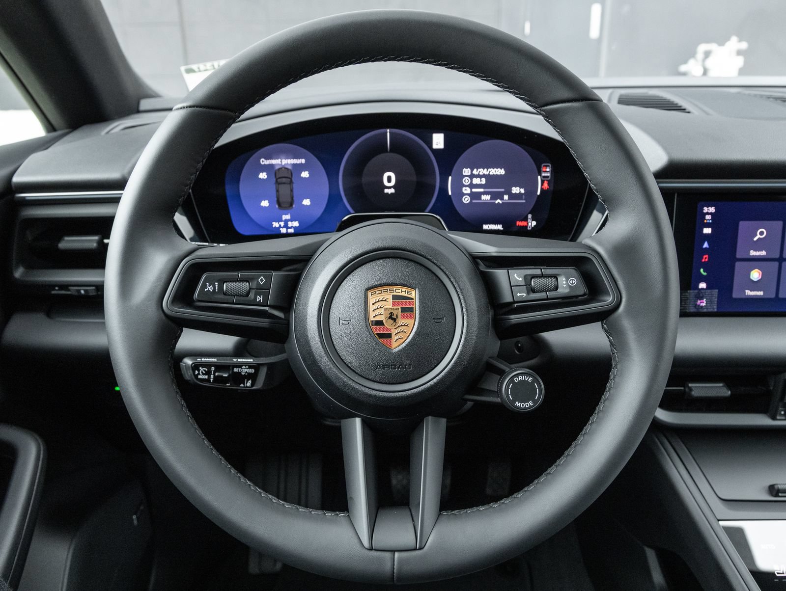 Used 2026 Porsche Macan 4 Electric AWD/4WD image 13