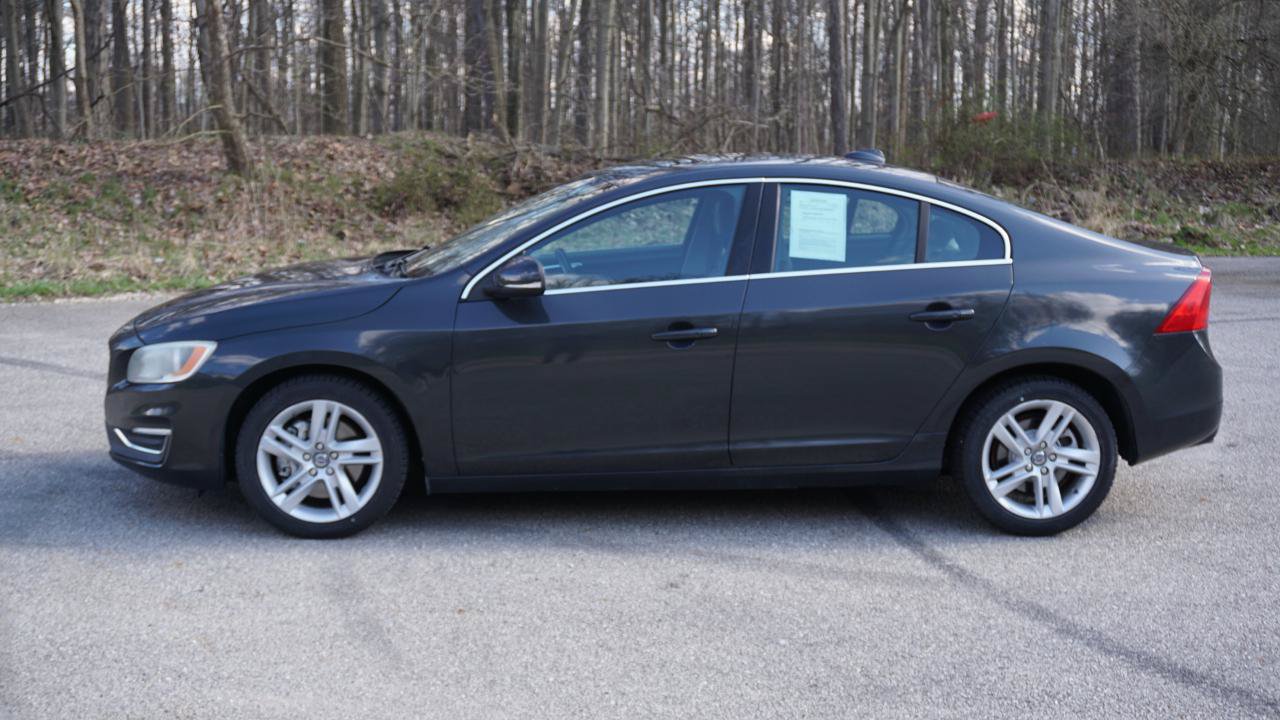Used 2014 Volvo S60 T5 FWD image 2