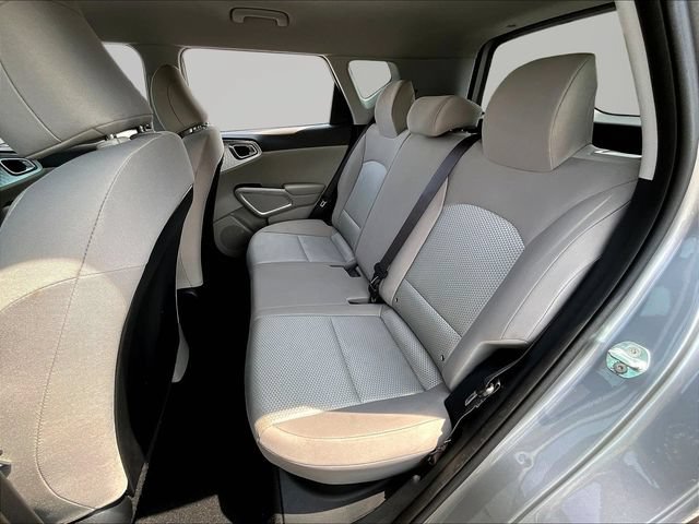 Certified 2025 Kia Soul LX w/ LX Technology Package FWD image 24