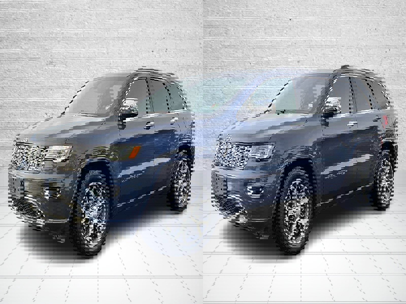 Used 2021 Jeep Grand Cherokee Overland image 3