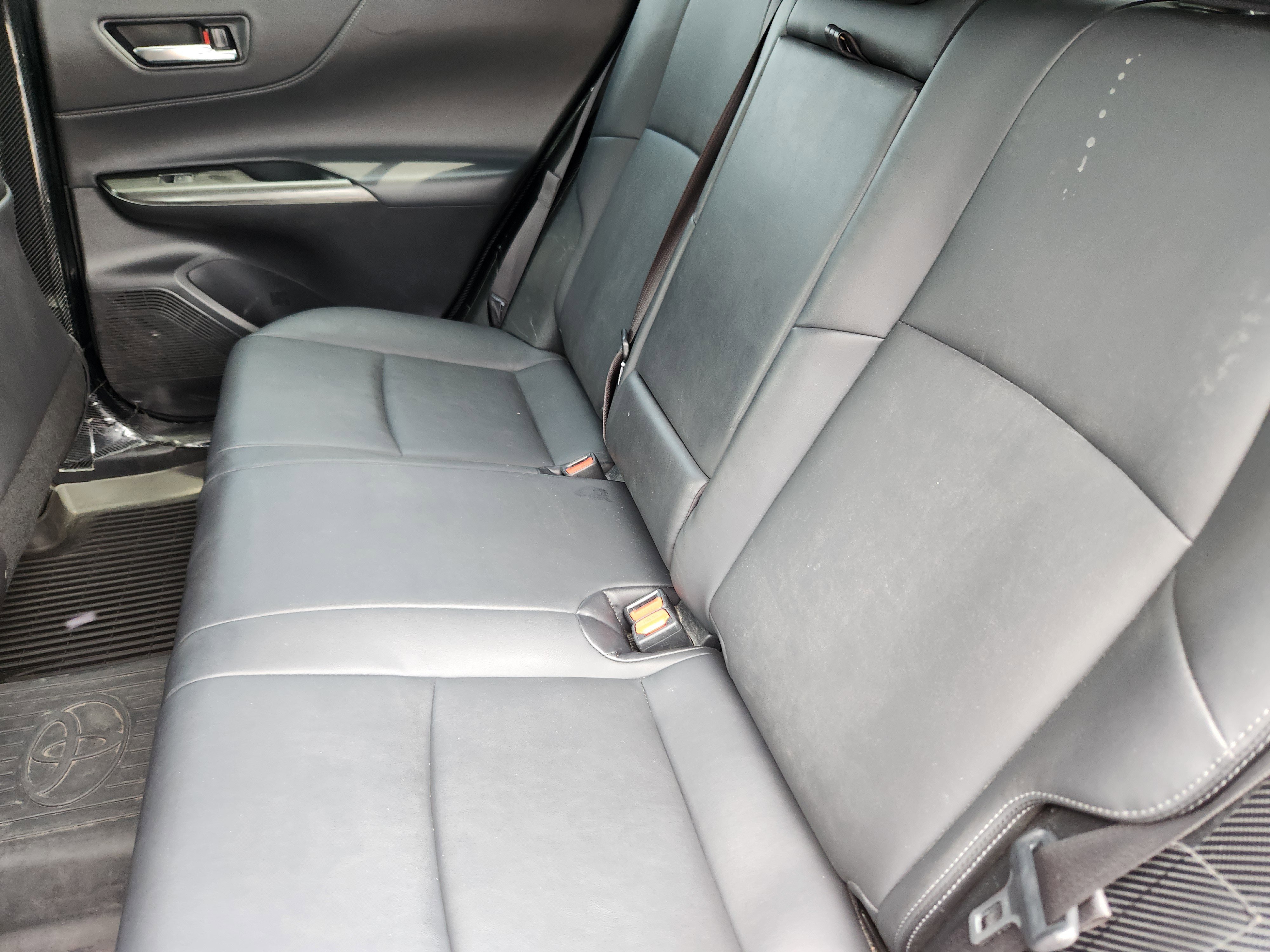 Used 2023 Toyota Venza Nightshade image 20