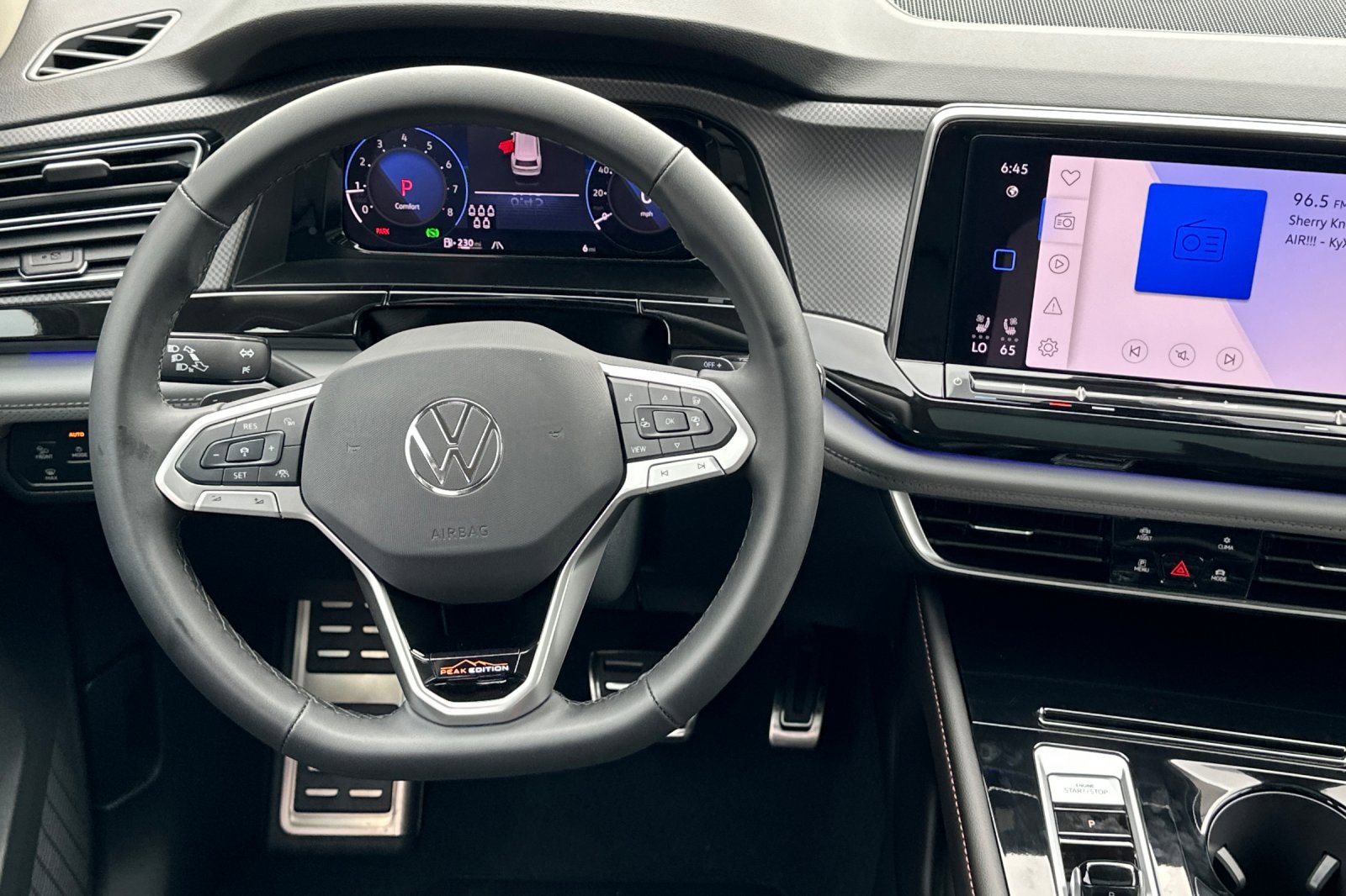 New 2025 Volkswagen Atlas Peak Edition SE image 12
