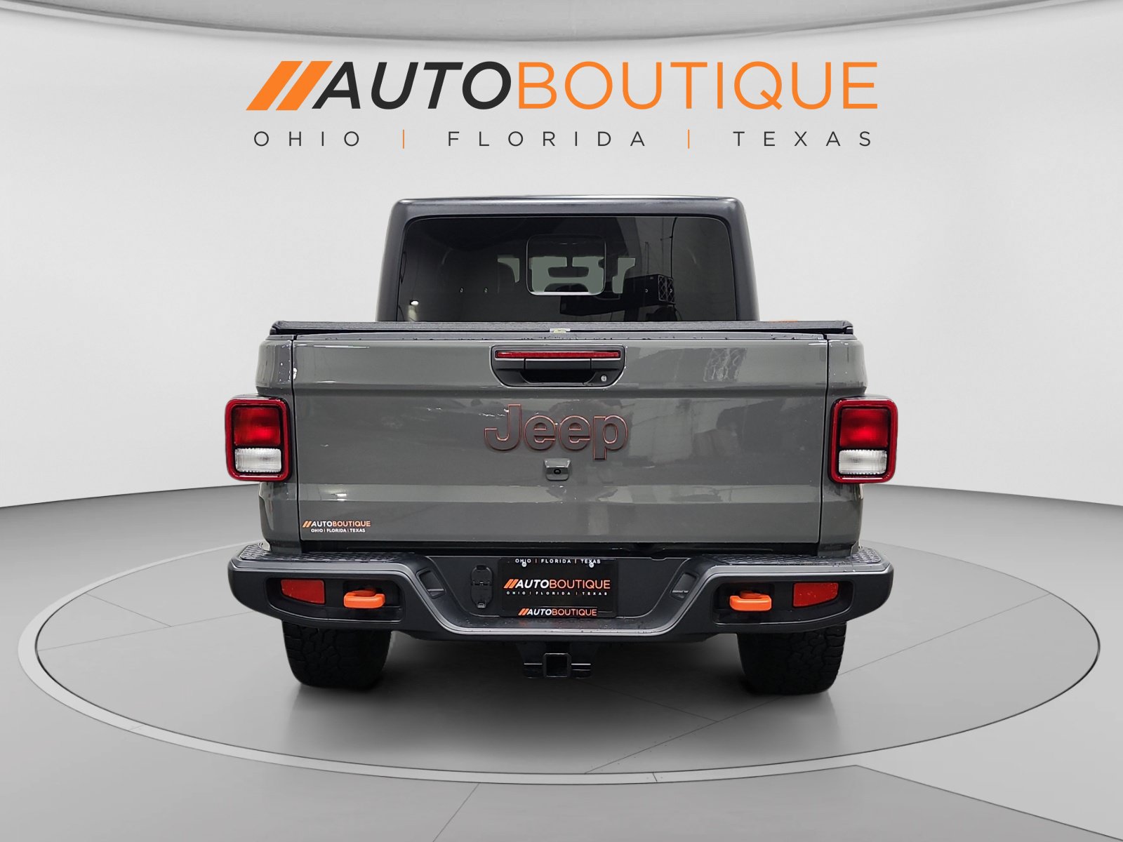 Used 2023 Jeep Gladiator Mojave w/ Cold Weather Group AWD/4WD image 4