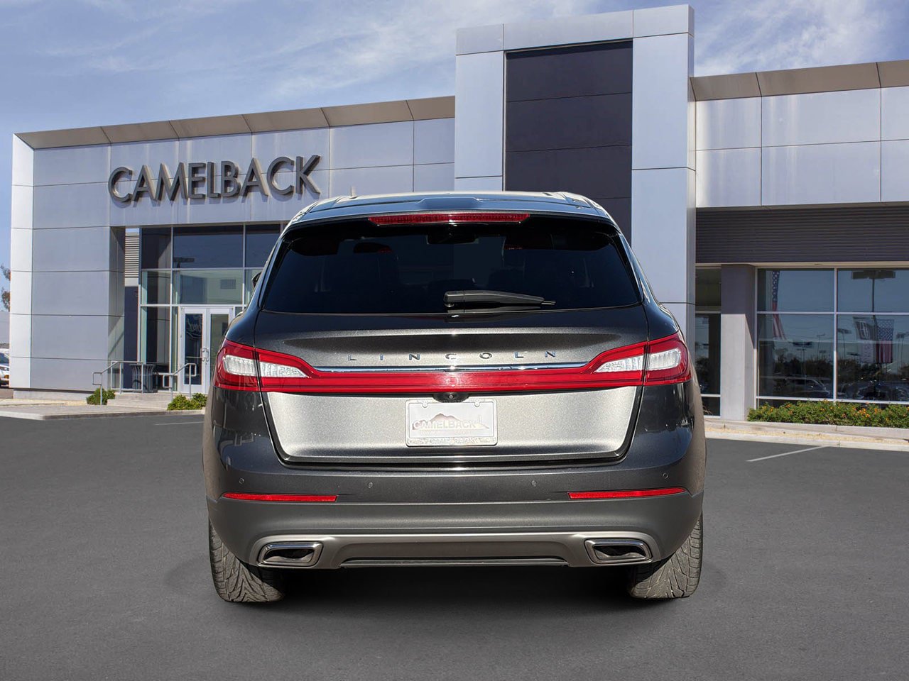 Used 2017 Lincoln MKX Reserve w/ Lincoln MKX Climate Package AWD/4WD image 5