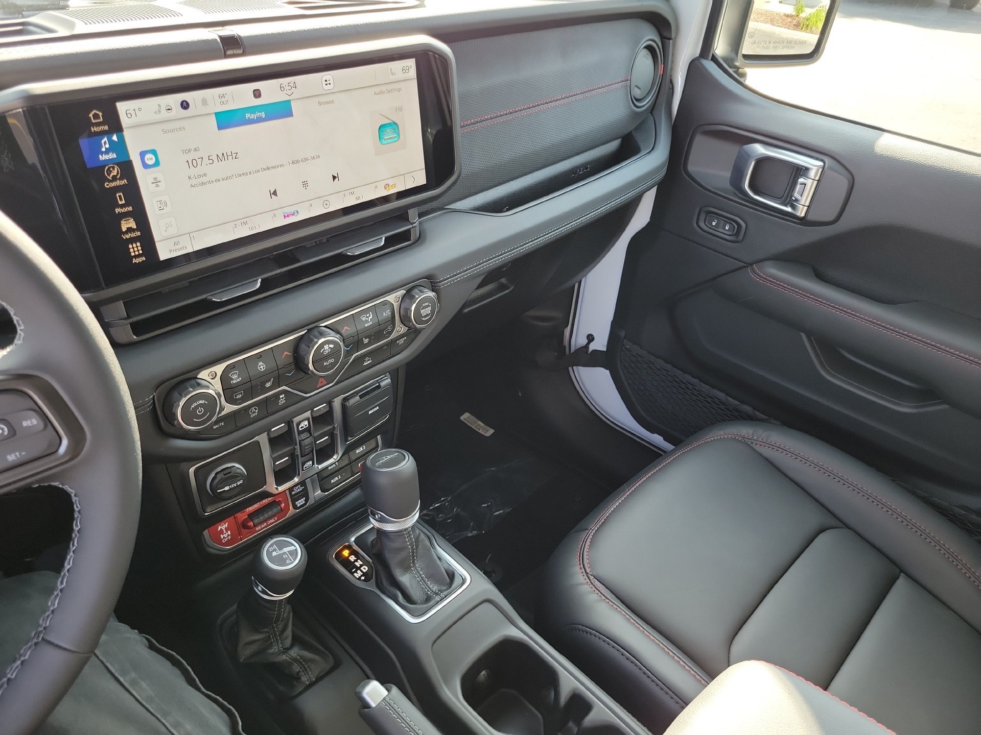 New 2026 Jeep Gladiator Rubicon AWD/4WD image 13