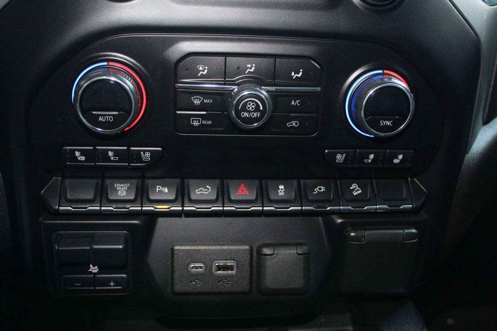 Used 2023 Chevrolet Silverado 2500 LTZ w/ LTZ Plus Package image 19