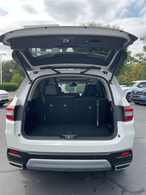 Used 2023 Honda Pilot Elite image 11
