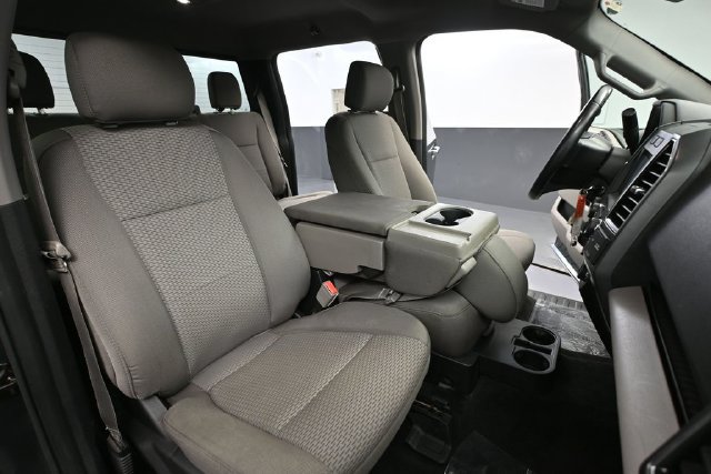 Used 2018 Ford F150 XLT w/ Equipment Group 302A Luxury AWD/4WD image 38