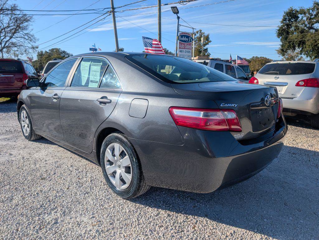 Used 2007 Toyota Camry LE image 7