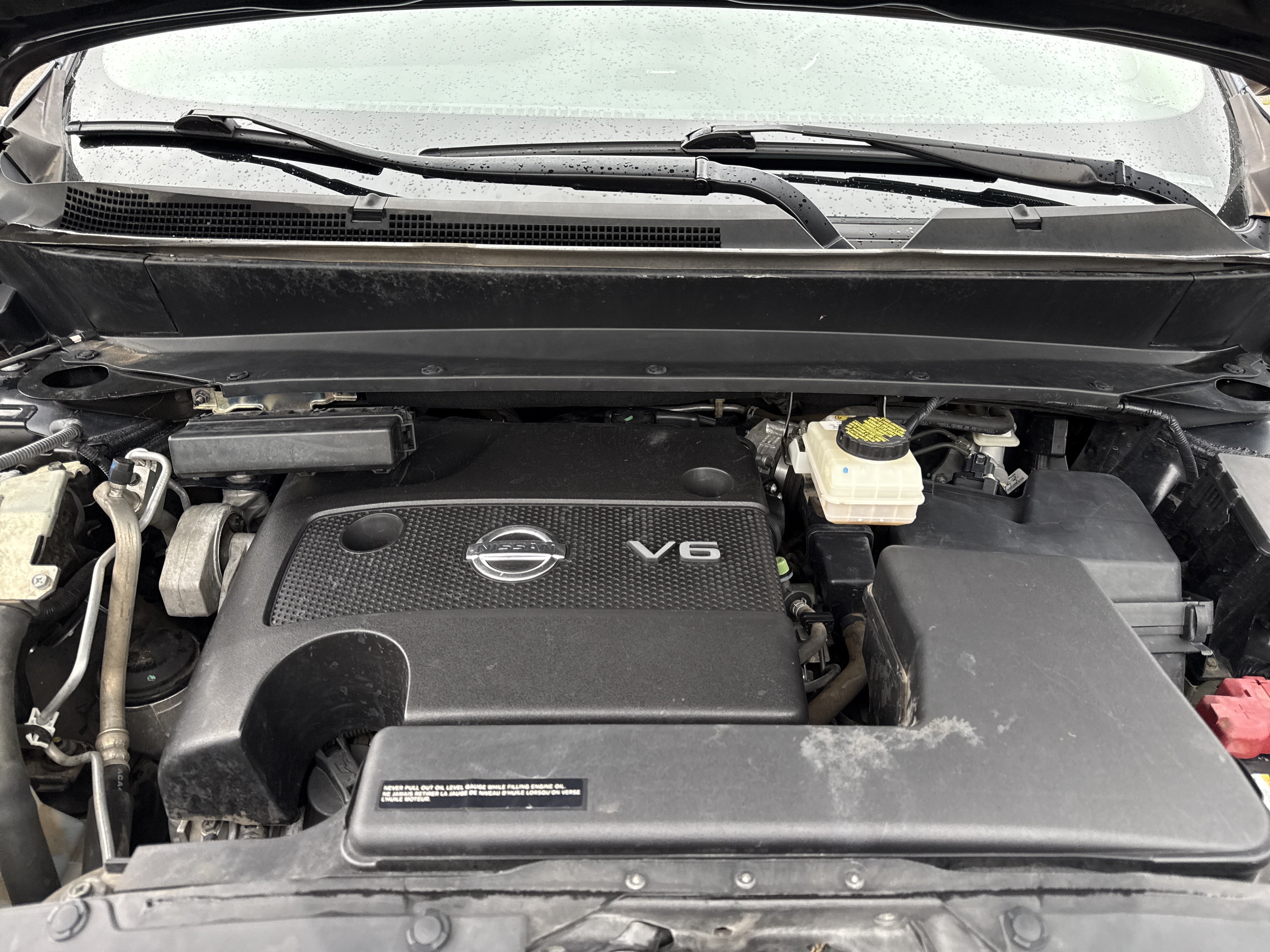Used 2014 Nissan Pathfinder Platinum FWD image 13