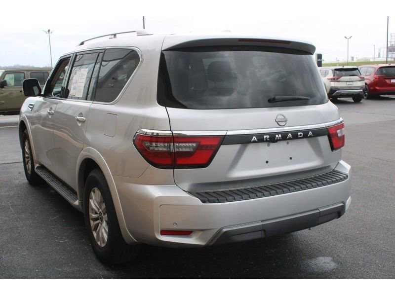 Used 2024 Nissan Armada SV AWD/4WD image 6
