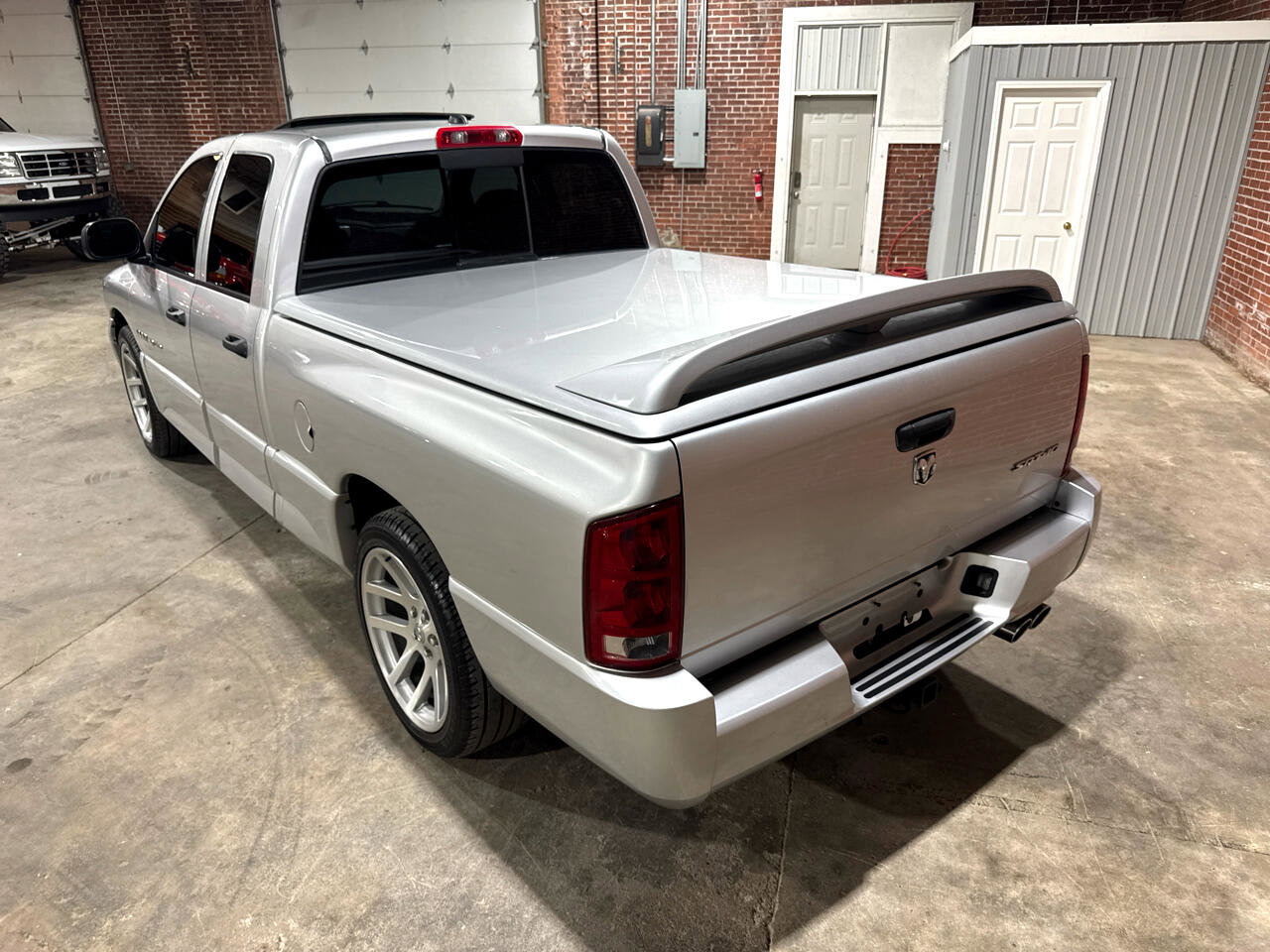 Used 2005 Dodge Ram 1500 Truck 2WD Quad Cab image 15