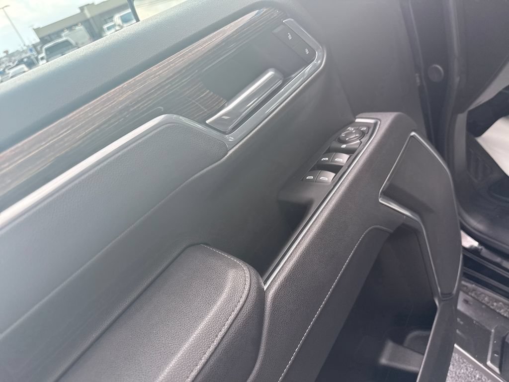 Used 2025 GMC Sierra 1500 Elevation AWD/4WD image 24